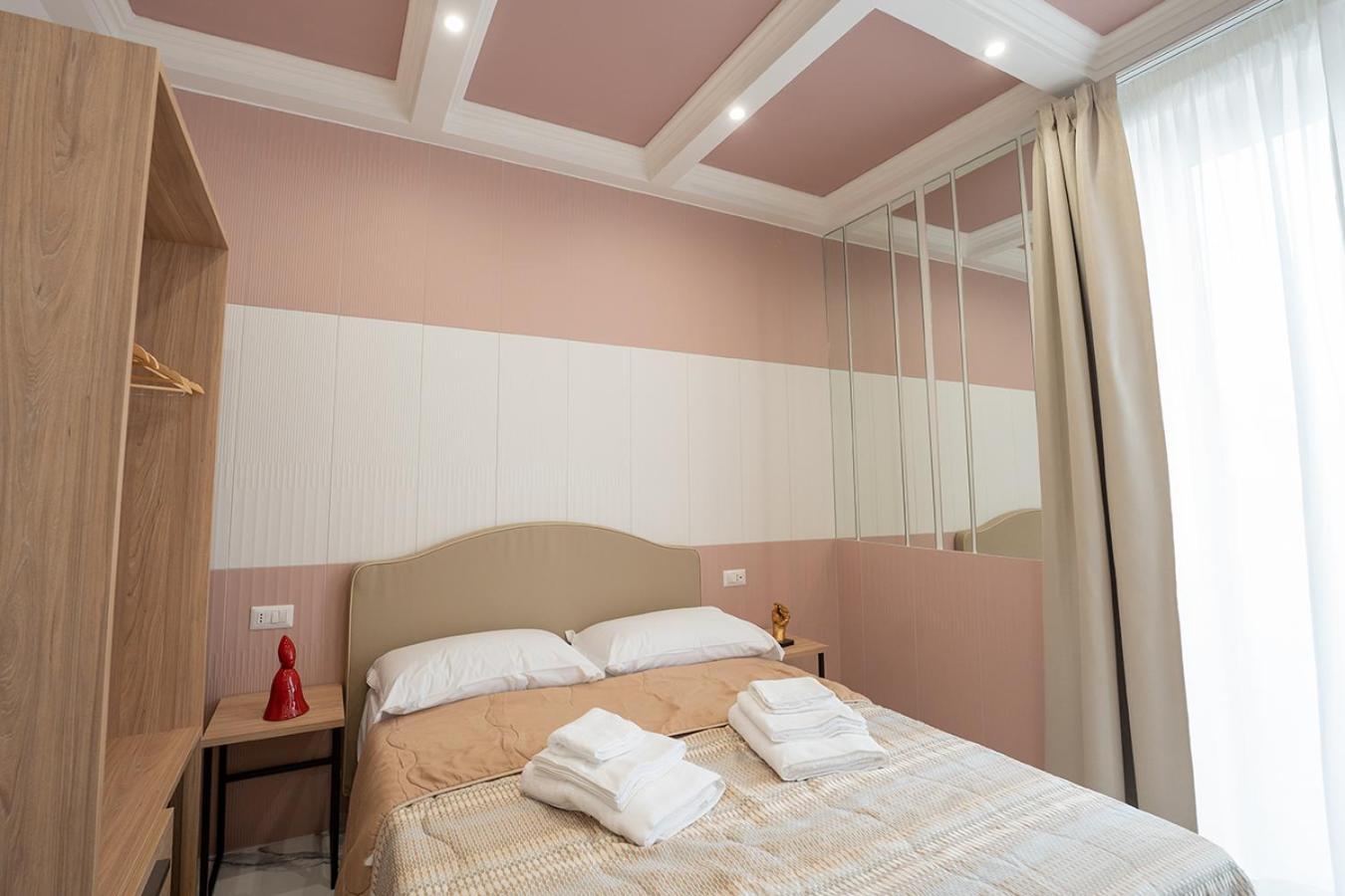 Greros H. Porto Centro, By Clapa Group Dislocated Hospitality Napels