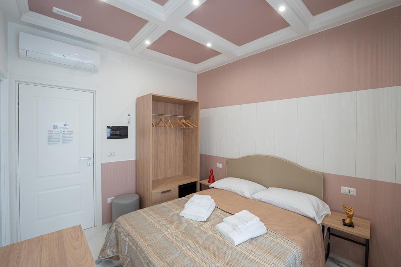 Gasthuis Greros H. Porto Centro, By Clapa Group Dislocated Hospitality Napels