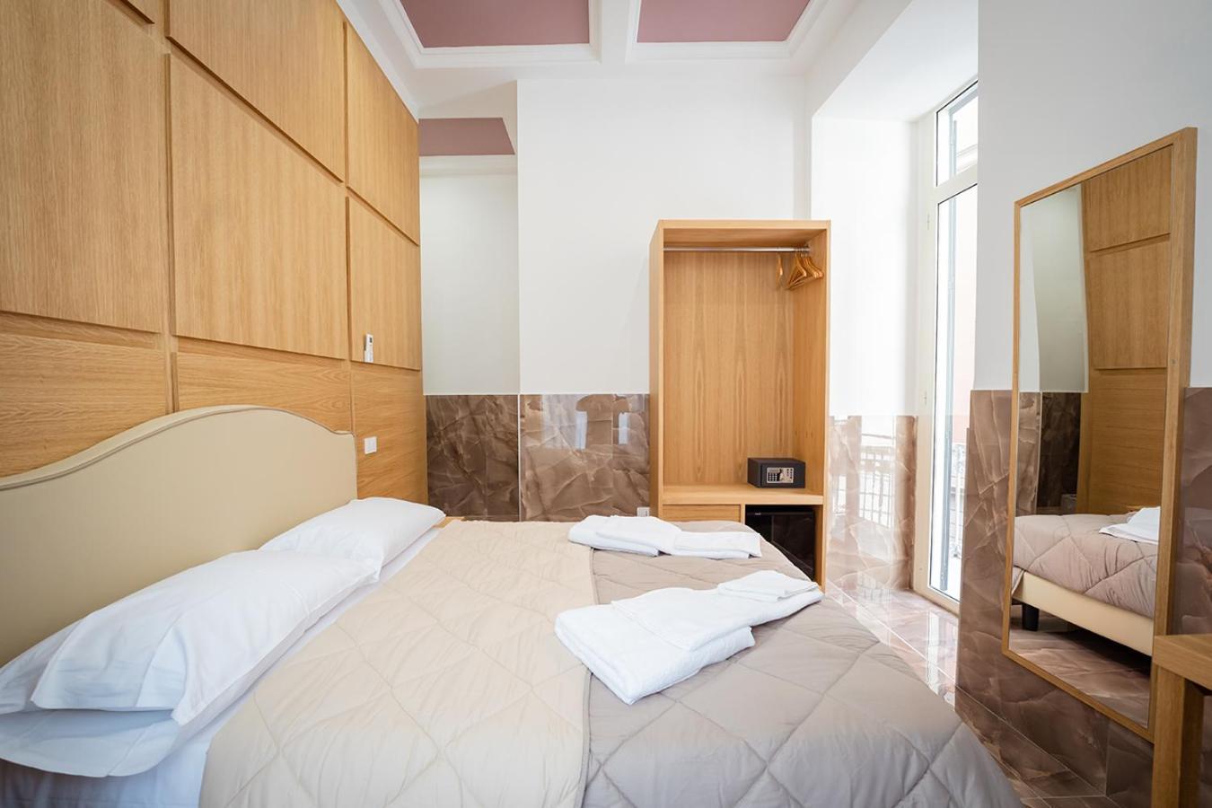Gasthuis Greros H. Porto Centro, By Clapa Group Dislocated Hospitality Napels